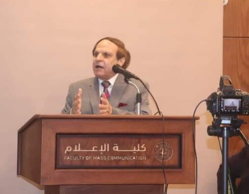 الدكتور سامي الشريف عميد كلية الإعلام بالجامعة الحديثة
